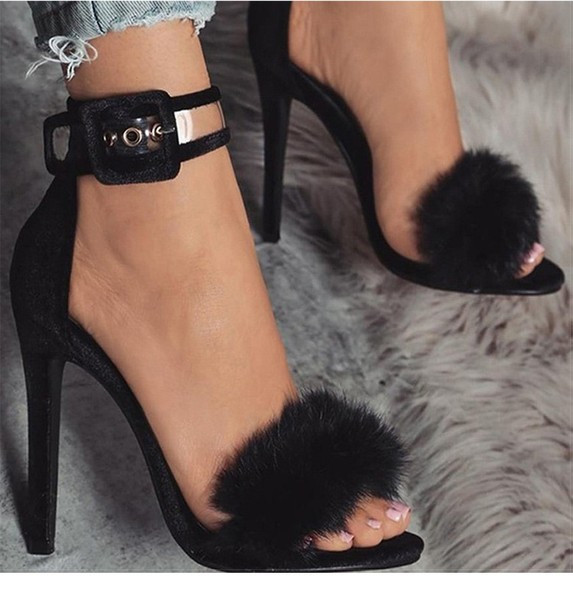 Κομψά γυναικεία σανδάλια σε δύο χρώματα