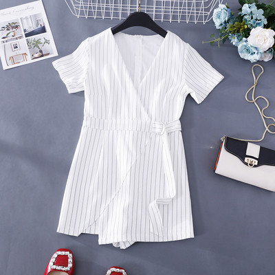 Δερμάτινη επίστρωση κυματοειδής με ντεκολτέ σε σχήμα V σε διάφορα χρώματα