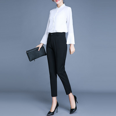 Modern női nadrág két színben, oldalán hasítékkal