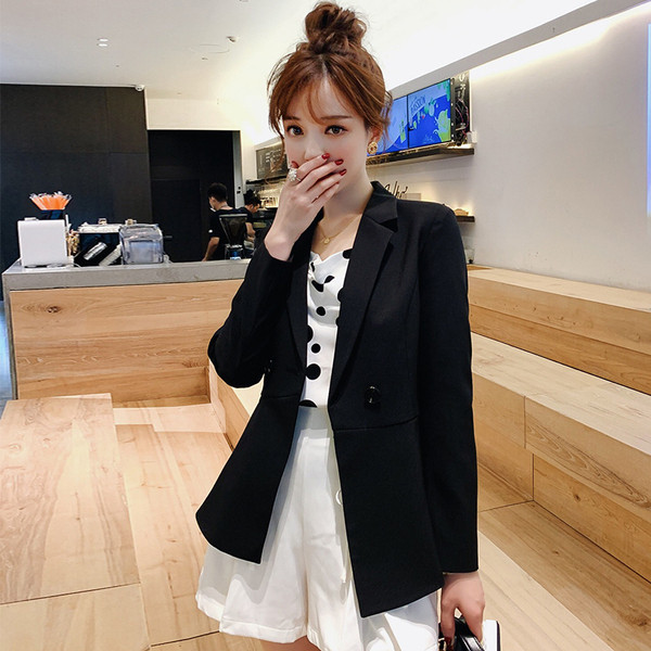 Modern női kabát szabású modell három színben