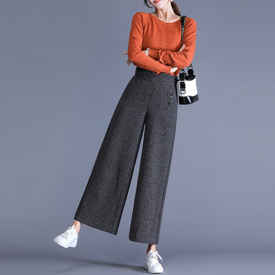 Μοντέρνα παντελόνια μέσης με φαρδιά σχέδια