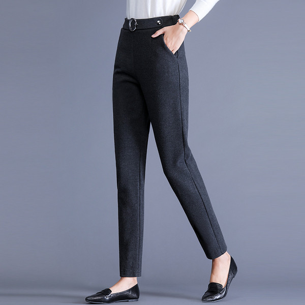 Modern női nadrág csattal, két színben