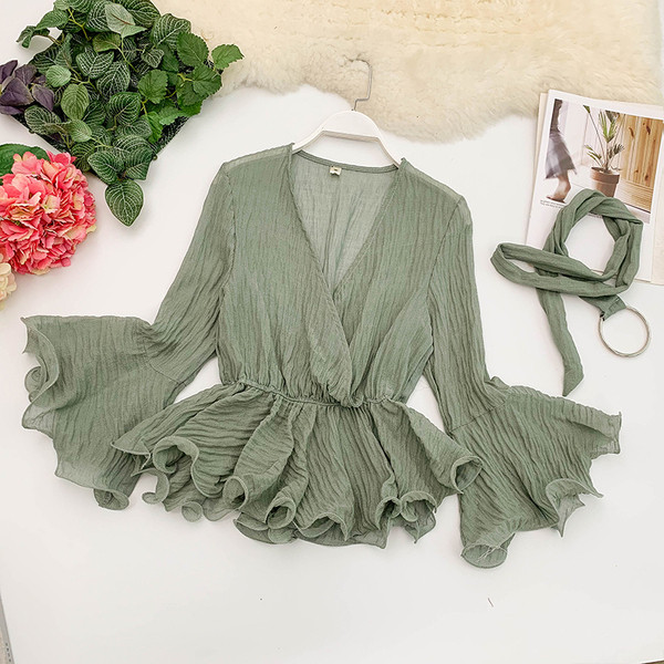 Modern női ing V-nyakkal és övvel több színben