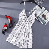 Salopetă casual de damă cu decolteu în V în trei culori