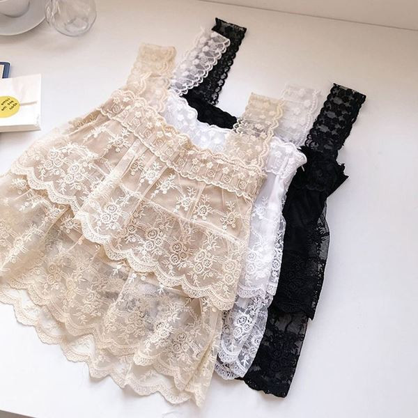Női csipke felső, széles pántokkal, többféle színben