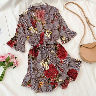 Stílusos női overál virágmotívumokkal, két színben