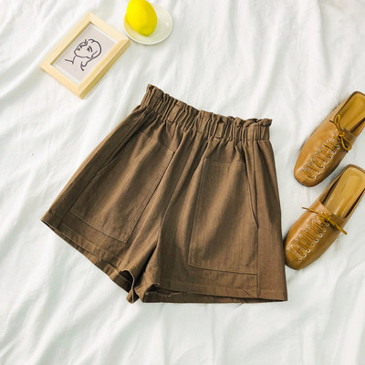 Női rövidnadrág zsebekkel, három színben