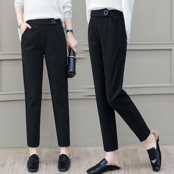 Modern női nadrág csattal, két színben