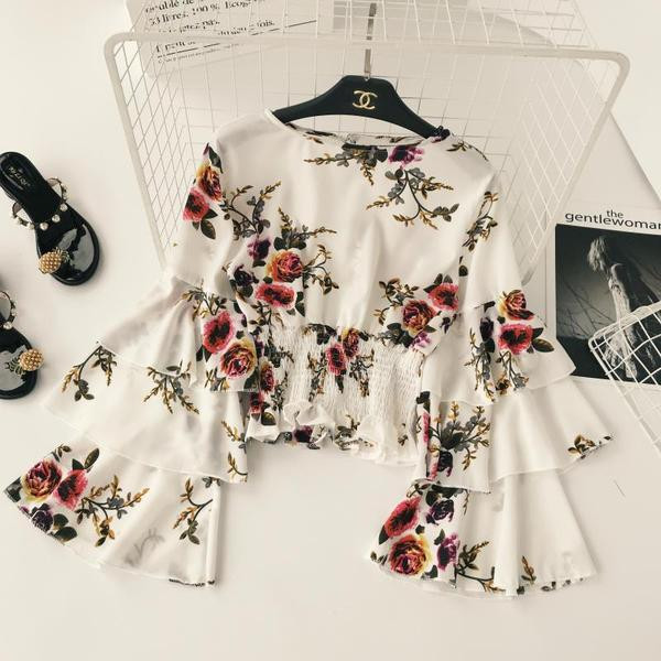 Bluză de damă modernă cu mâneci lotus și motive florale în mai multe culori