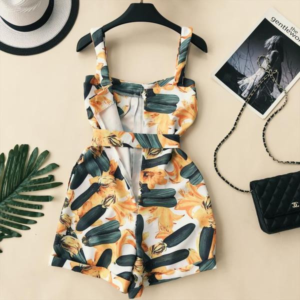 NOU Salopete de dama actuale cu motive florale