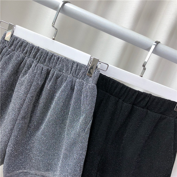 Pantaloni scurți de damă cu talie înaltă - două culori