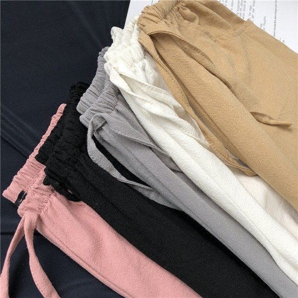 Pantaloni scurți de damă cu cravate și buzunare în cinci culori