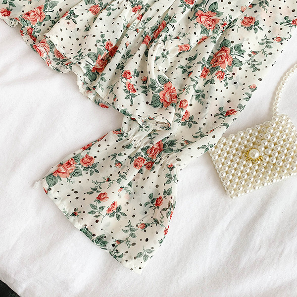 Női ing nyitott vállú, virágos motívumokkal több színben