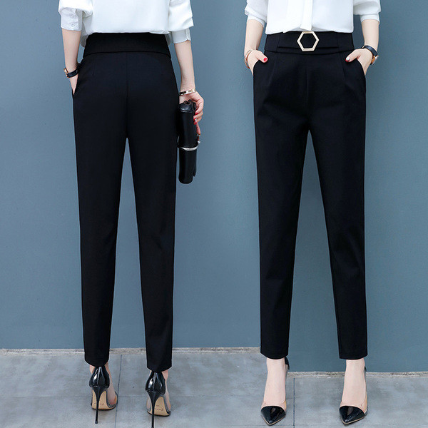 Forma női nadrág fekete színben, csattal