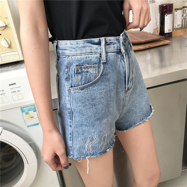 Pantaloni de dama moderni cu broderie si talie inalta