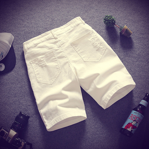 Modern férfi rövidnadrág szakadt motívumokkal, két színben