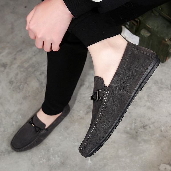 Mocasini eleganti pentru bărbați în negru și gri