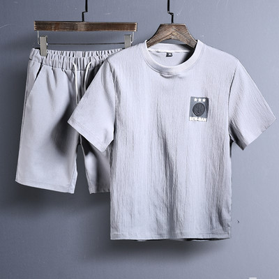 Férfi kétrészes szett, pólóval és rövidnadrággal, többféle modellben