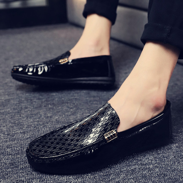 Mocasini eleganti pentru bărbați în negru și roșu