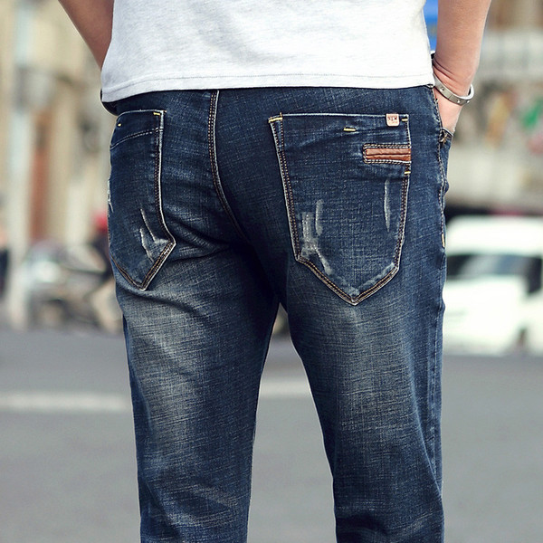 Blugi scurti casual de barbati cu elemente metalice