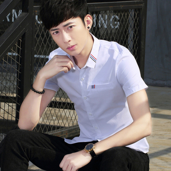 Modern férfi ing fekete-fehér hímzéssel