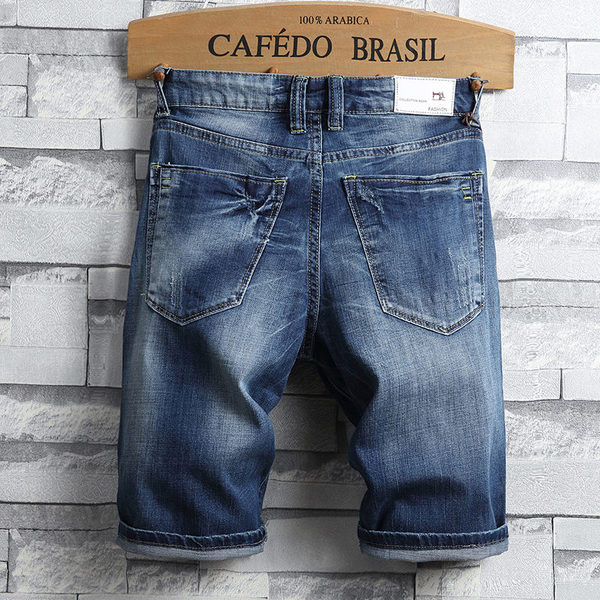 Pantaloni scurți simpli pentru bărbați în albastru