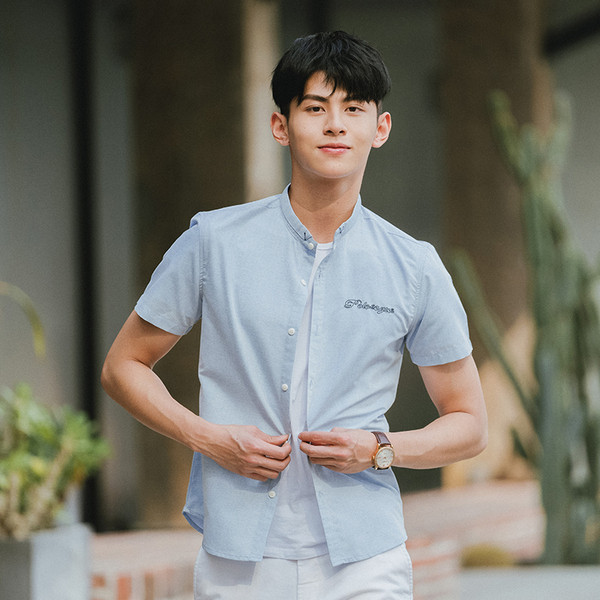 Jelenlegi férfi ing felirattal és rövid ujjú - három színben