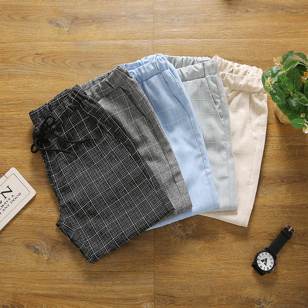 Alkalmi férfi rövidnadrág elasztikus derékkal, többféle színben