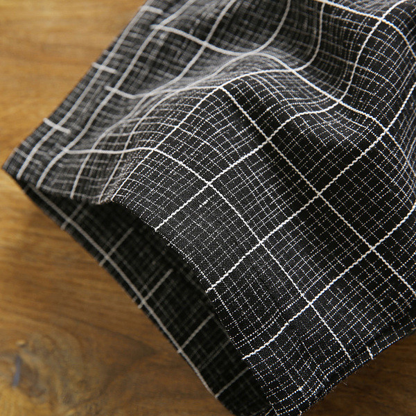 Alkalmi férfi rövidnadrág elasztikus derékkal, többféle színben