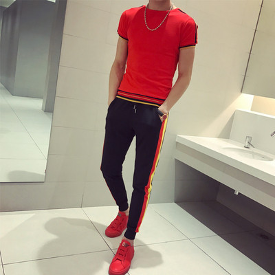 Sportos férfi szett színes szegéllyel két modellben