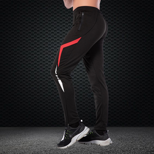 Αθλητικό λεπτό μοντέλο ανδρών σε τρία χρώματα