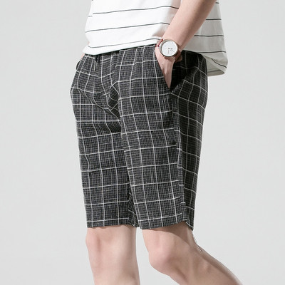 Μοντέρνα αρσενικά σορτς σε τρία χρώματα