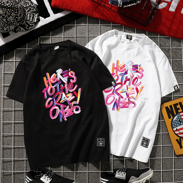 Lezser férfi póló fekete-fehér színes feliratokkal