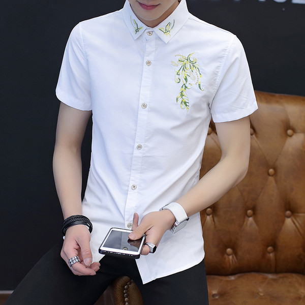 Aktuális férfi ing három színben hímzéssel és gombokkal