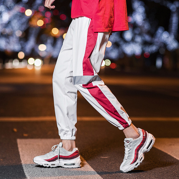 Pantaloni sport și casual pentru bărbați în alb-negru