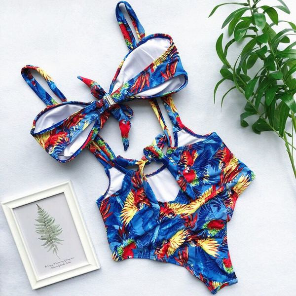 ÚJ női fürdőruha modell három színben