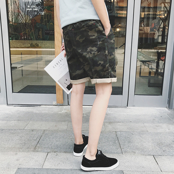 Pantaloni scurți casual pentru bărbați cu model de camuflaj