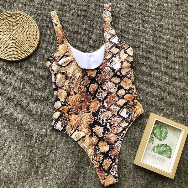 Costum de baie complet NOU modern cu imprimeu animal