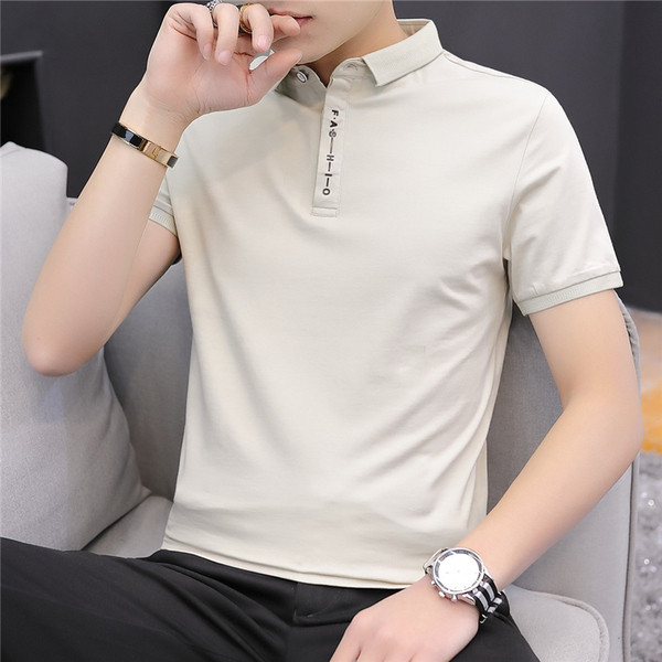 Tricou modern pentru bărbați cu mâneci scurte și guler în trei culori