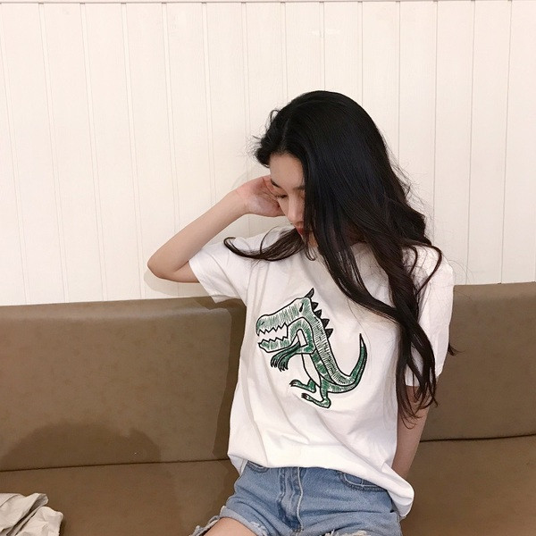 Tricou casual dama cu decolteu O si broderie alb