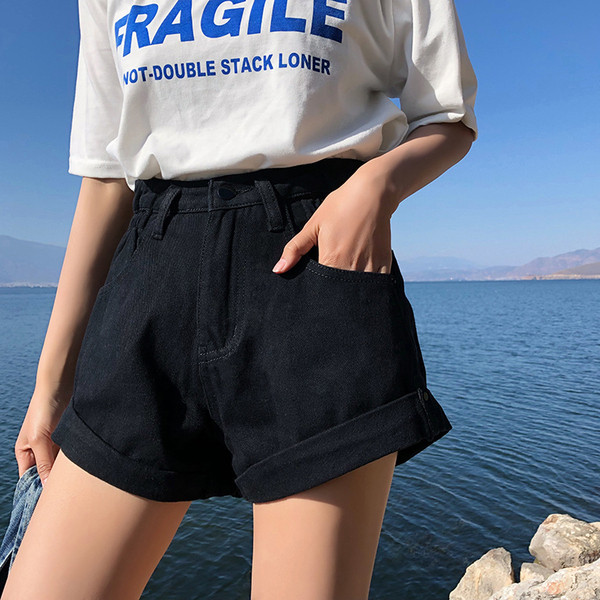 Pantaloni scurți casual dama cu buzunare in mai multe culori