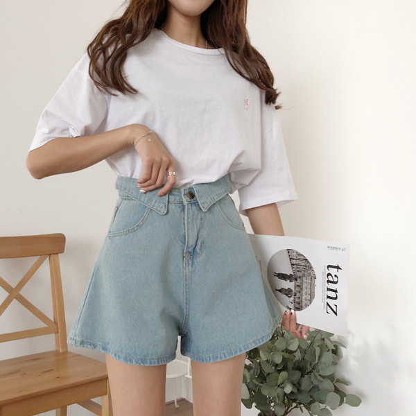 Farmer rövidnadrág széles modell magas derékkal