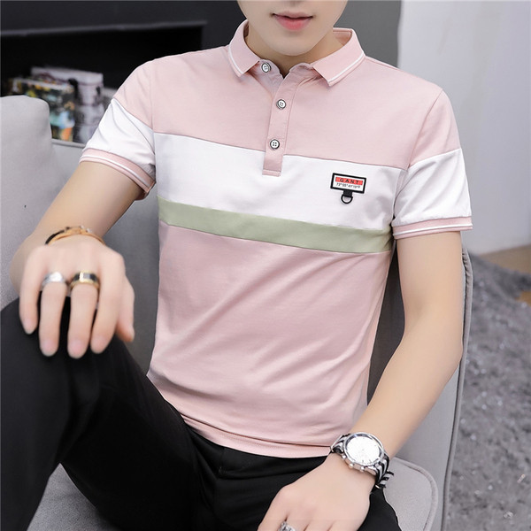 Tricou barbatesc cu guler si emblema in trei culori