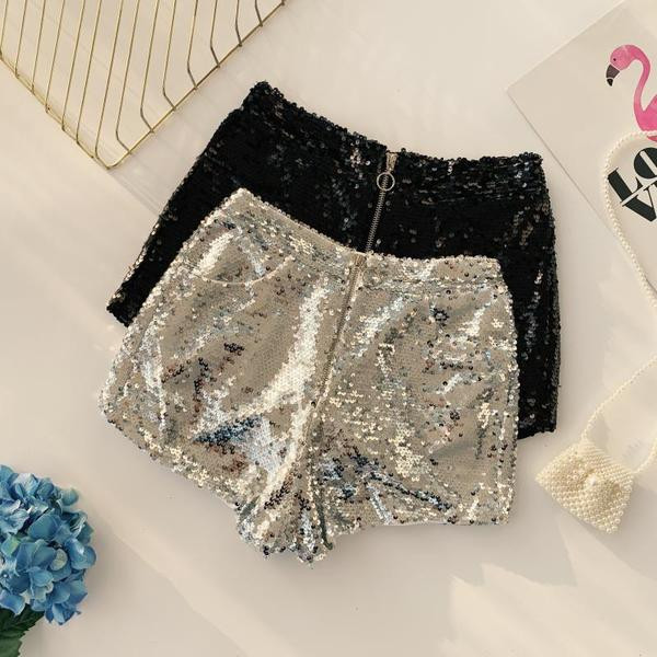 Pantaloni scurți de damă cu fermoar și paiete de culoare gri și negru