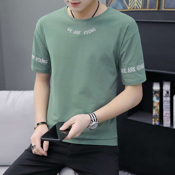 Alkalmi férfi póló három színben felirattal