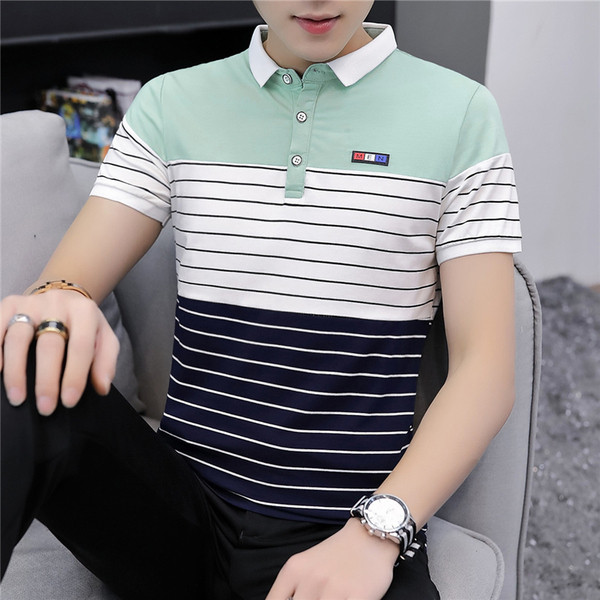 Tricou modern pentru bărbați cu emblemă și guler în trei culori