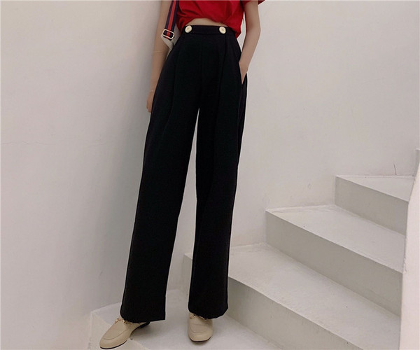 Stílusos női nadrág magas derékkal és gombokkal