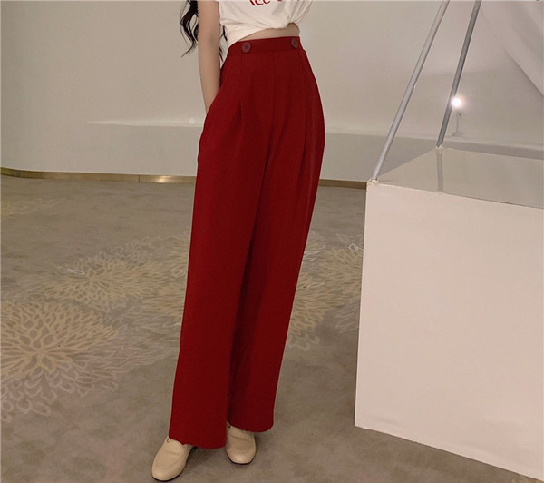 Stílusos női nadrág magas derékkal és gombokkal