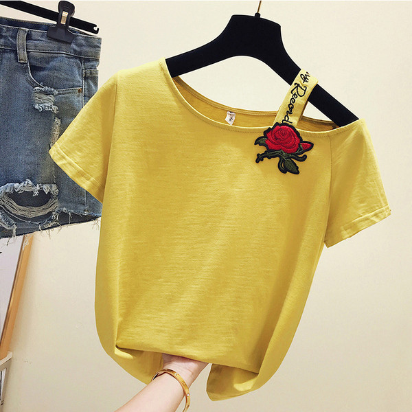 Κομψά γυναικεία μπλουζάκια με κέντημα σε κίτρινο, λευκό και μαύρο χρώμα