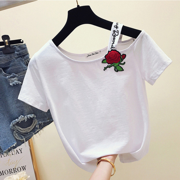 Κομψά γυναικεία μπλουζάκια με κέντημα σε κίτρινο, λευκό και μαύρο χρώμα